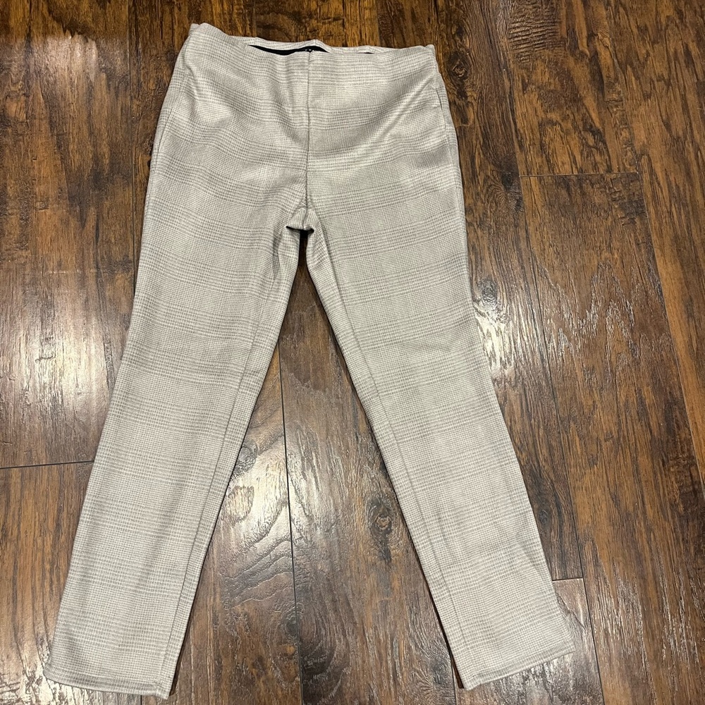 T Tahari Black and Gray Pants